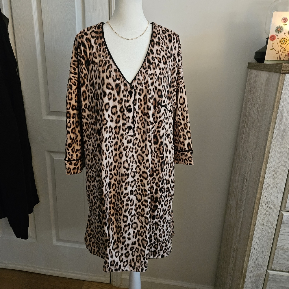 SIMPLY VERA WANG | NWOT Leopard Sleepshirt with Matching Headband XXL